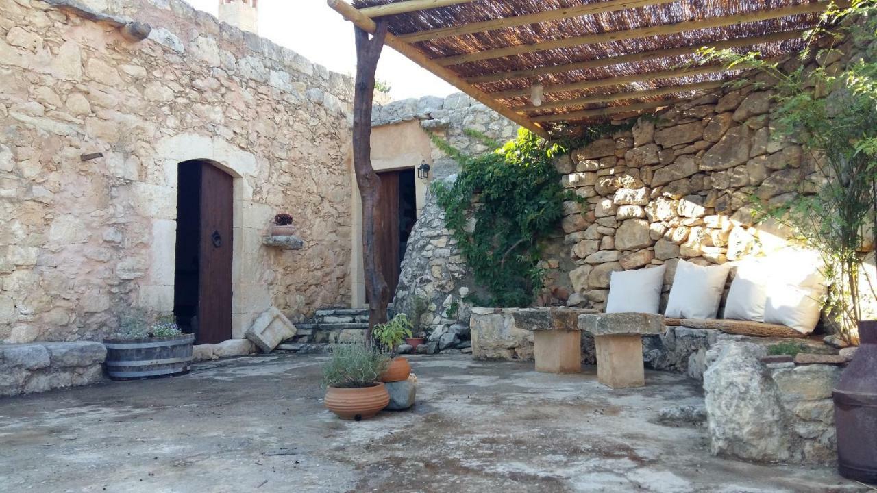 Bendeni Cottage Megala Chorafia ภายนอก รูปภาพ